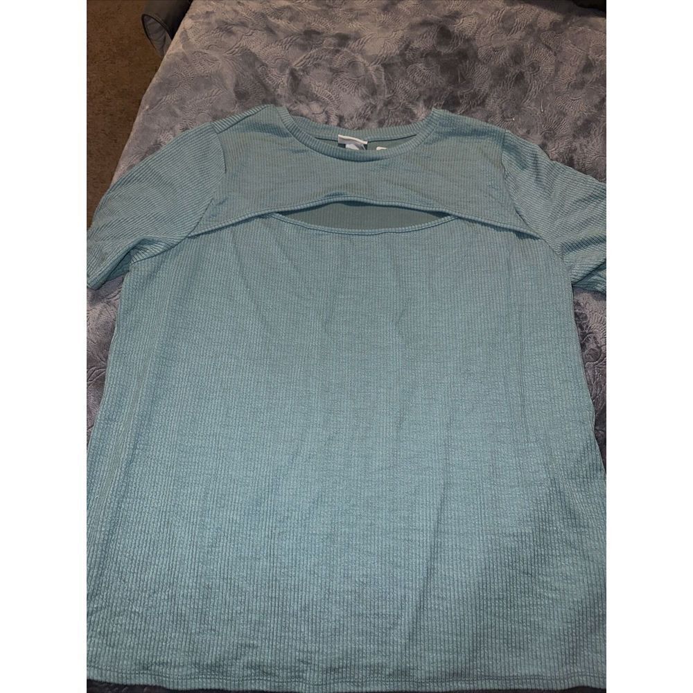 Ava& Viv Women's Knit Short Sleeve Cut Out Tee Shirt Size 2x. Teal Blue. E